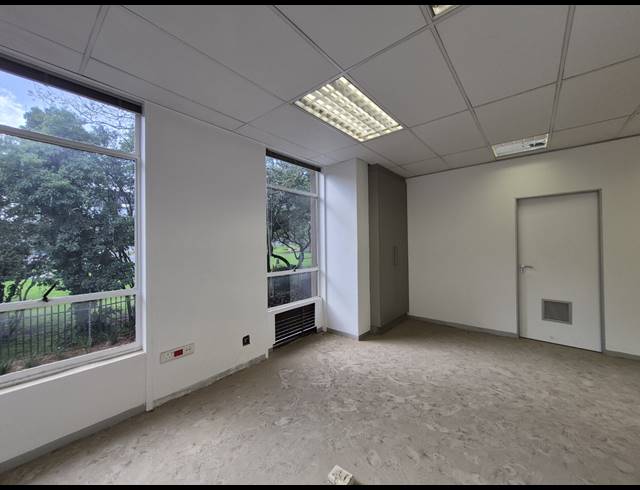 181M² OFFICE TO LET IN ROSEBANK
